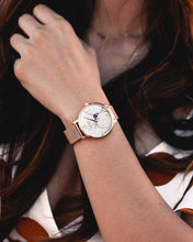Load image into Gallery viewer, Marble Mesh - Rose + Carrara