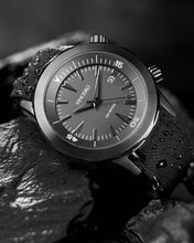 Load image into Gallery viewer, The Vessel Silicone - Gunmetal
